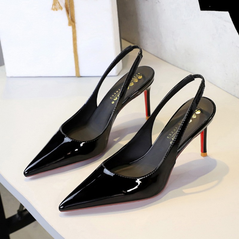 Women Fashion Usa - Novos saltos altos pontiagudos europeus e